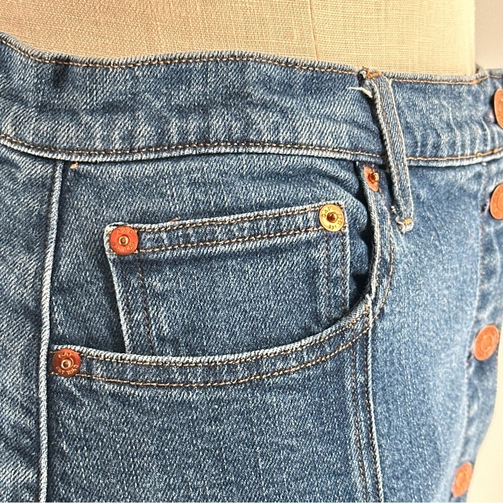 GAP Denim Button Front pencil Skirt Size 32 Raw Hem Medium Wash Y2K Vintage - Picture 4 of 10